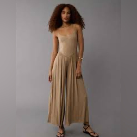American Eagle Corset Wide Leg Jumpsuit Tan  Size Large - Picture 7 of 7